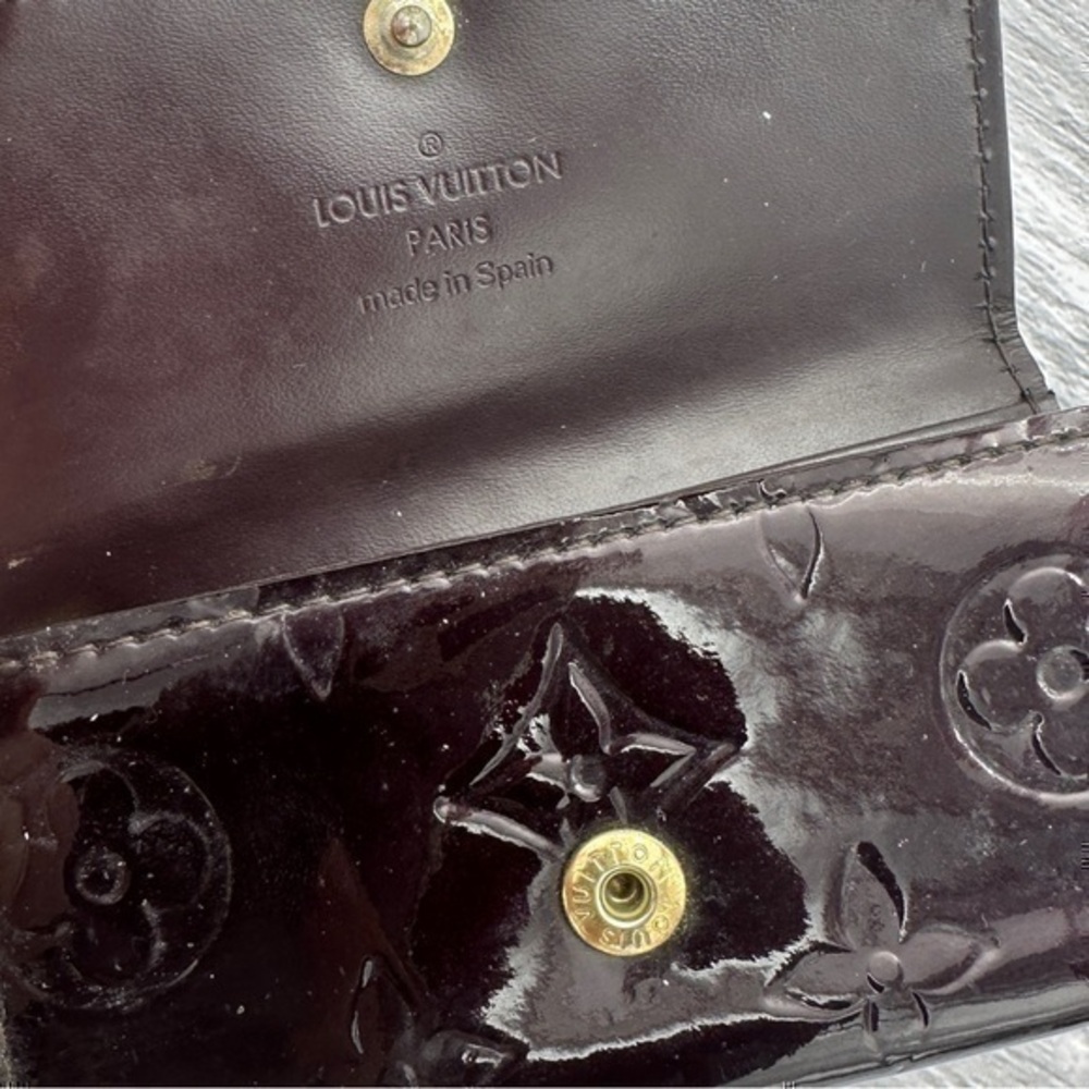 AUTHENTIC Louis Vuitton keycase. Deep maroon/Red Vernis. - Picture 4 of 14